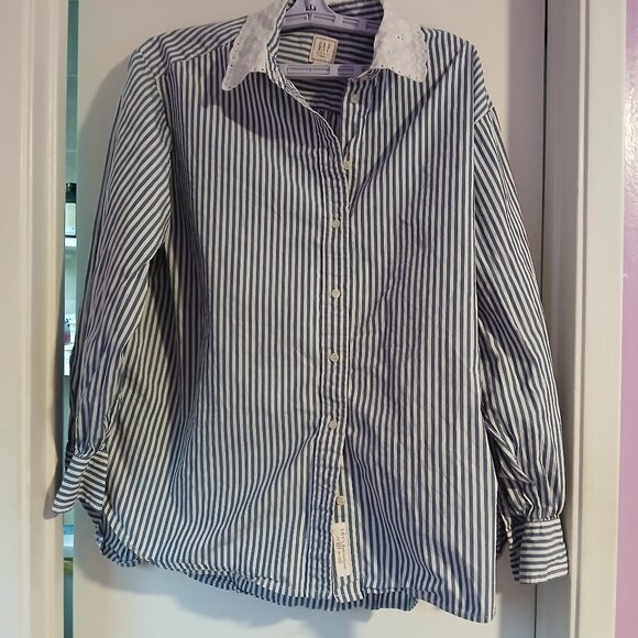 GAP X Doen Cotton Eyelet Collar Big Shirt Size Medium - Picture 1 of 11
